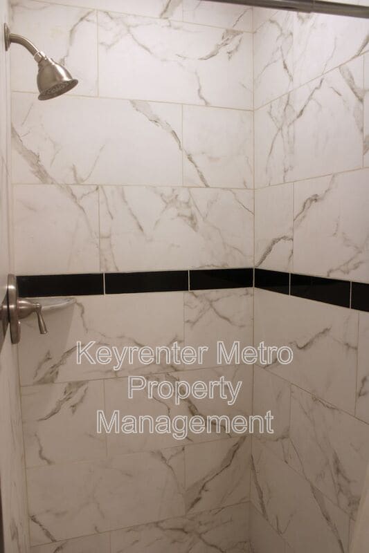 Building Photo - 17 Quire Ave