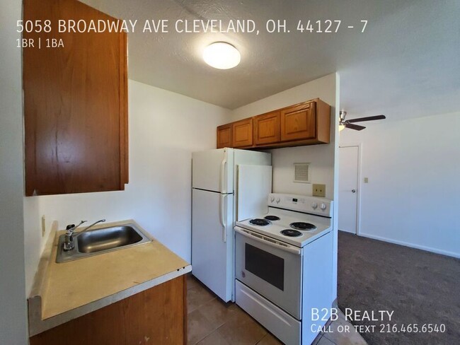 Building Photo - 5058 Broadway Ave