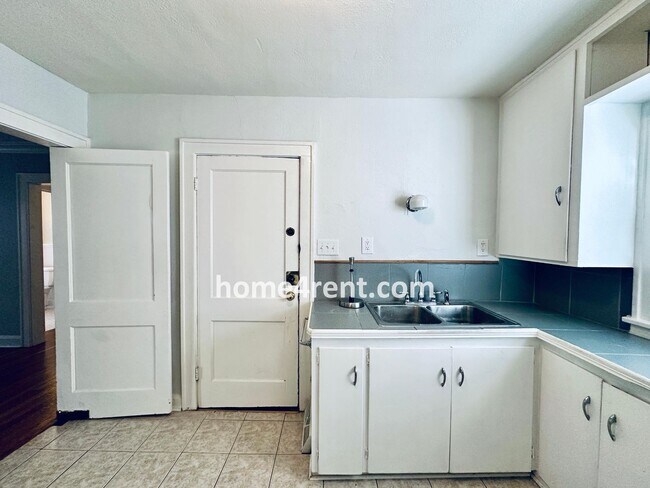 Building Photo - First Level Condo, Just Off the Plaza with...