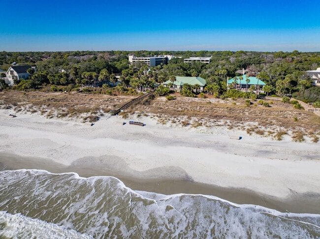 Building Photo - 183 Beachwalk Villa