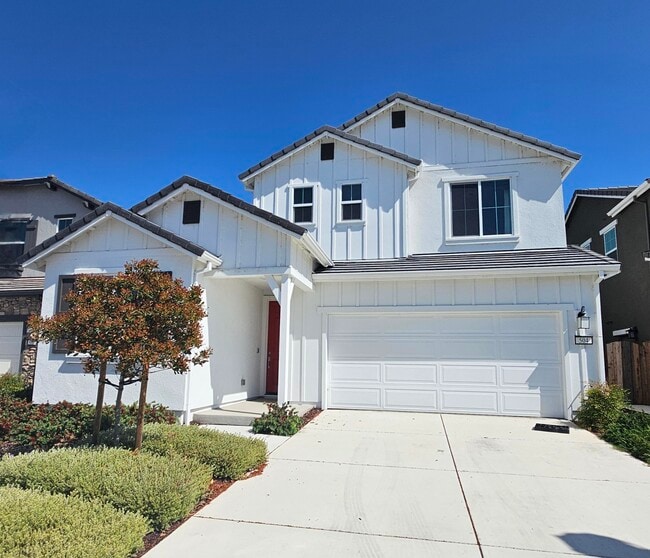 Building Photo - 504 Gemstone Wy