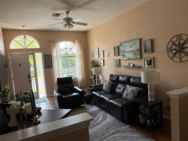 Building Photo - 4147 La Pasida Ln