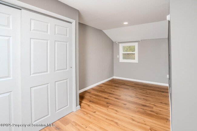 Building Photo - 240 Craig Rd