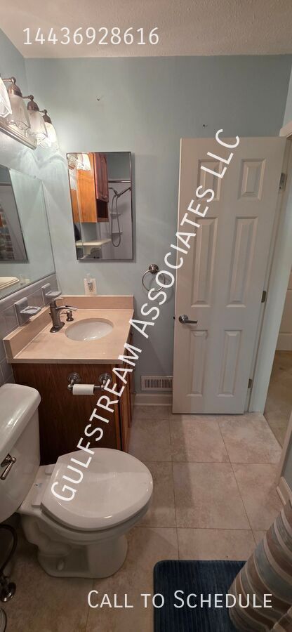 Building Photo - 1 Center Rd