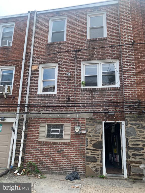 Building Photo - 1367 Edgehill Rd