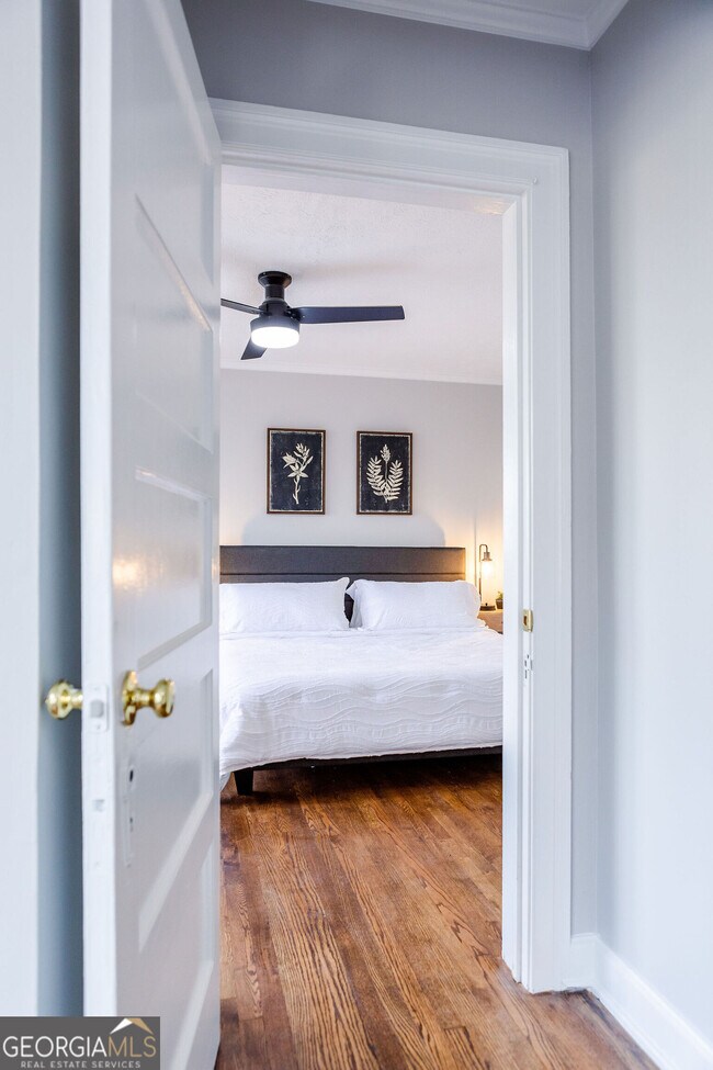 Building Photo - 111 E Screven St