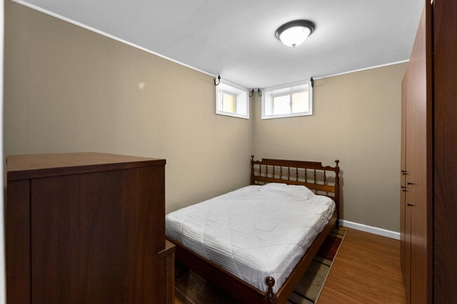 Building Photo - 1008 Hobbs Dr