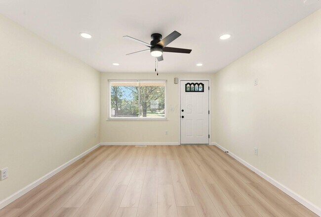 Building Photo - 3938 Halsey Pl