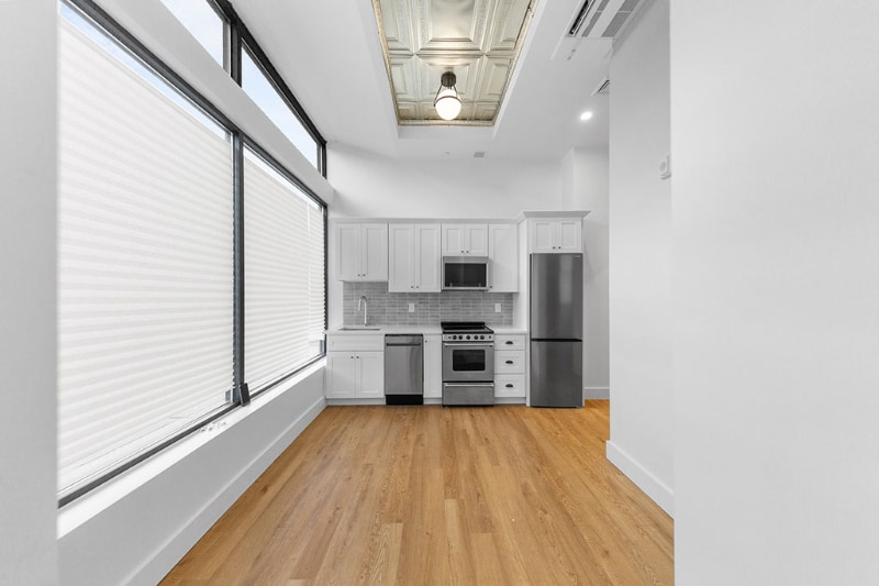 Building Photo - 101 Richmond St