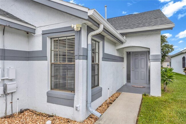 Building Photo - 5831 Plumtree Ct