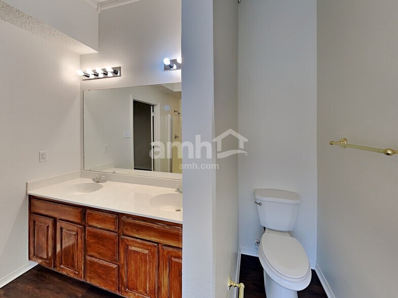 Building Photo - 6024 Silkcrest Trail