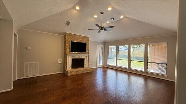 Building Photo - 11527 Cedar Creek Dr
