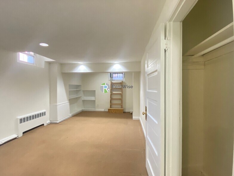 Building Photo - 304 Berkeley St