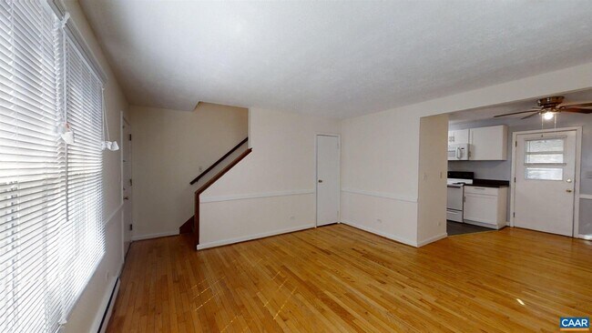 Building Photo - 1107 River Ct