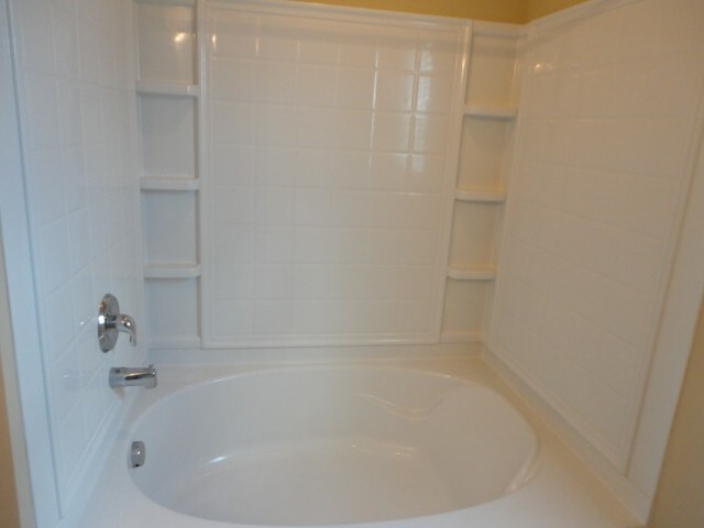 Building Photo - 1002 Collington Dr