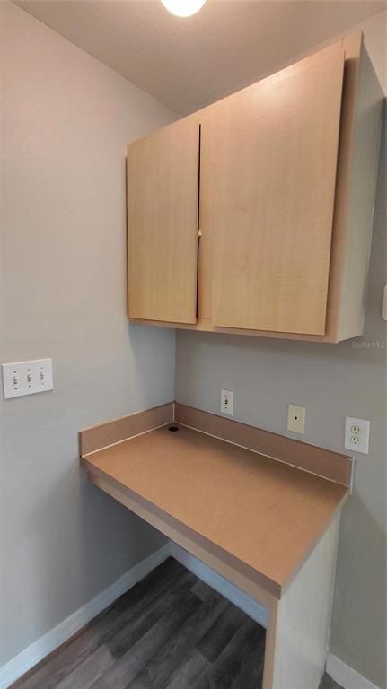 Building Photo - 2000 Erving Cir