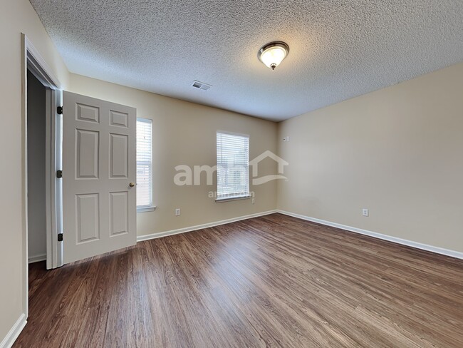 Building Photo - 1022 Deerberry Rd
