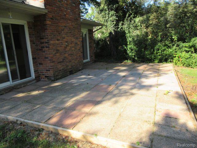 Building Photo - 19960 Hickory Leaf St