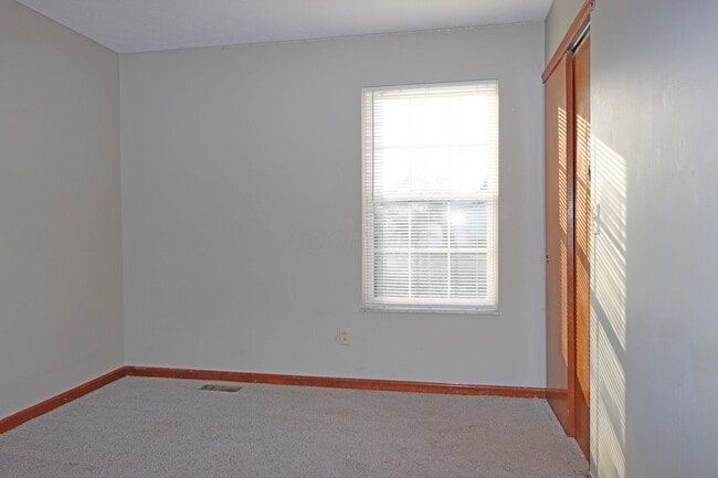 Building Photo - 4862 Roger Allen Ct