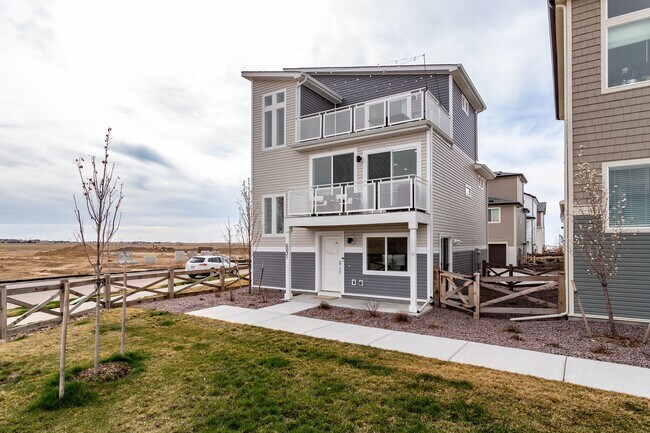 Building Photo - Stylish Three-Level Home in Banning Lewis Ranch!!