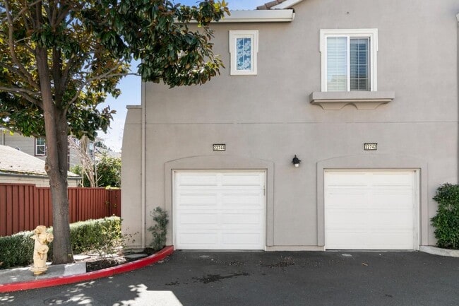 Building Photo - 22744 Atherton St