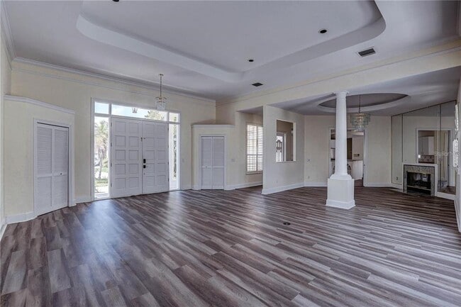 Building Photo - 2208 Hampstead Ct