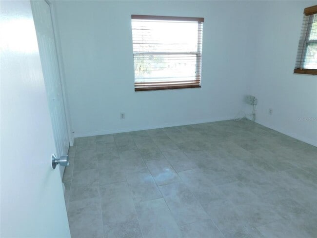 Building Photo - 1241 Turner St