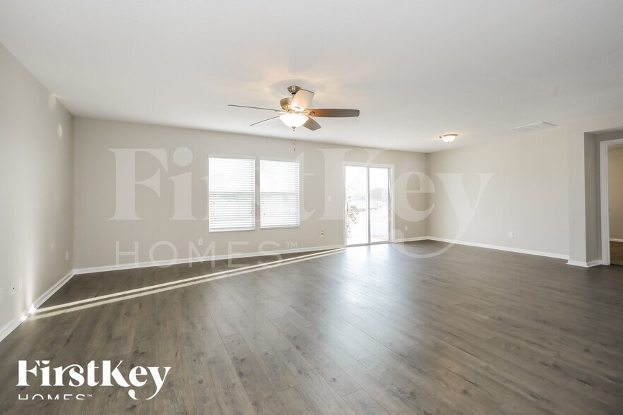 Building Photo - 3414 Canyon Falls Dr