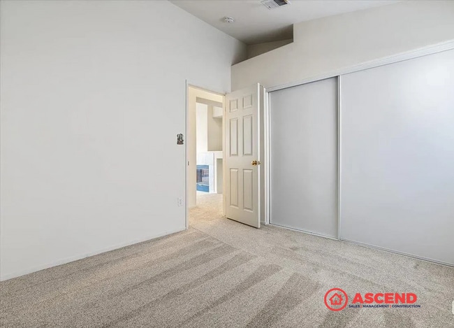 Building Photo - Wonderful 4 Bedroom Located in Laurel Glen Area!