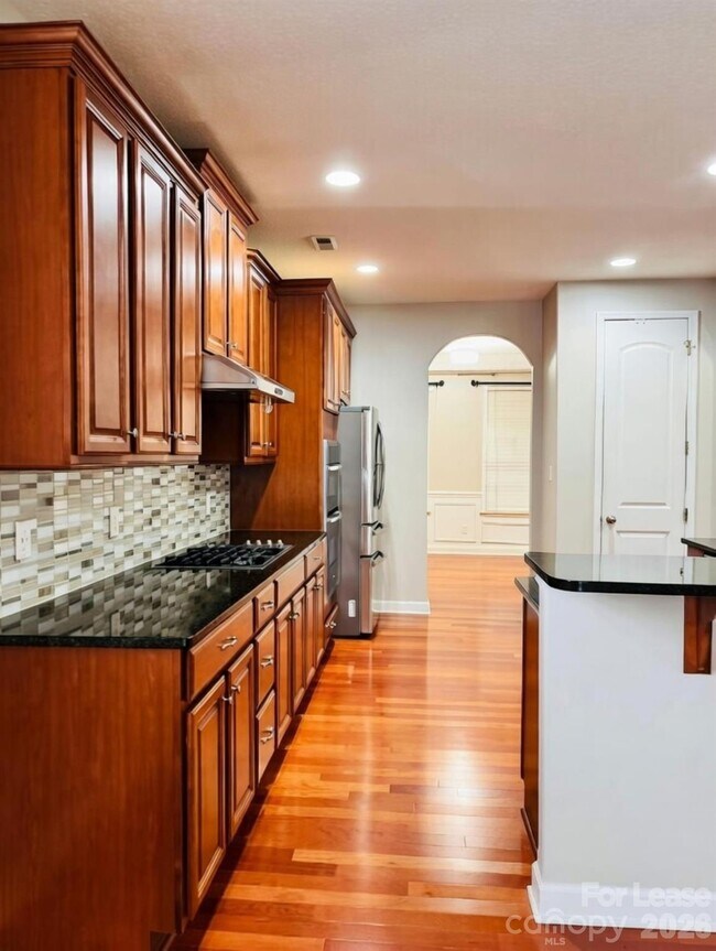 Building Photo - 119 Sand Spur Dr