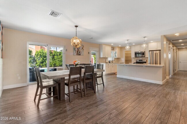 Building Photo - 4014 N 81st St