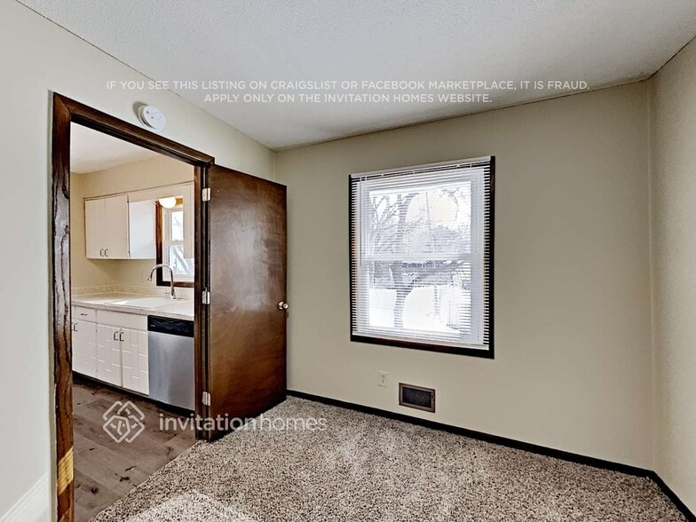 Building Photo - 8427 Northern Dr