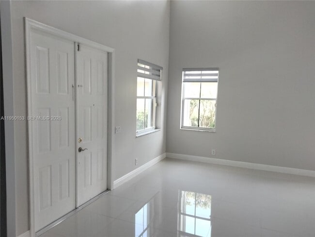 Building Photo - 1249 Allamanda Way