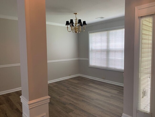 Building Photo - Canterfield Ranch Home      250721