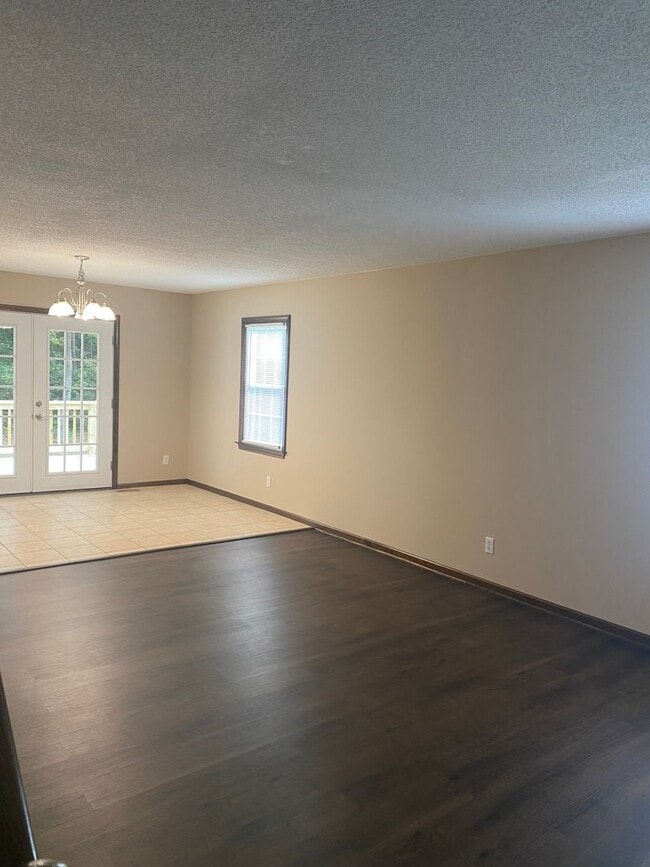 Building Photo - Charming 3 bed 2 bath Cape Cod for rent