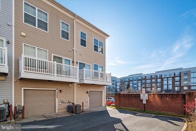 Building Photo - 12500 Rustic Rock Ln