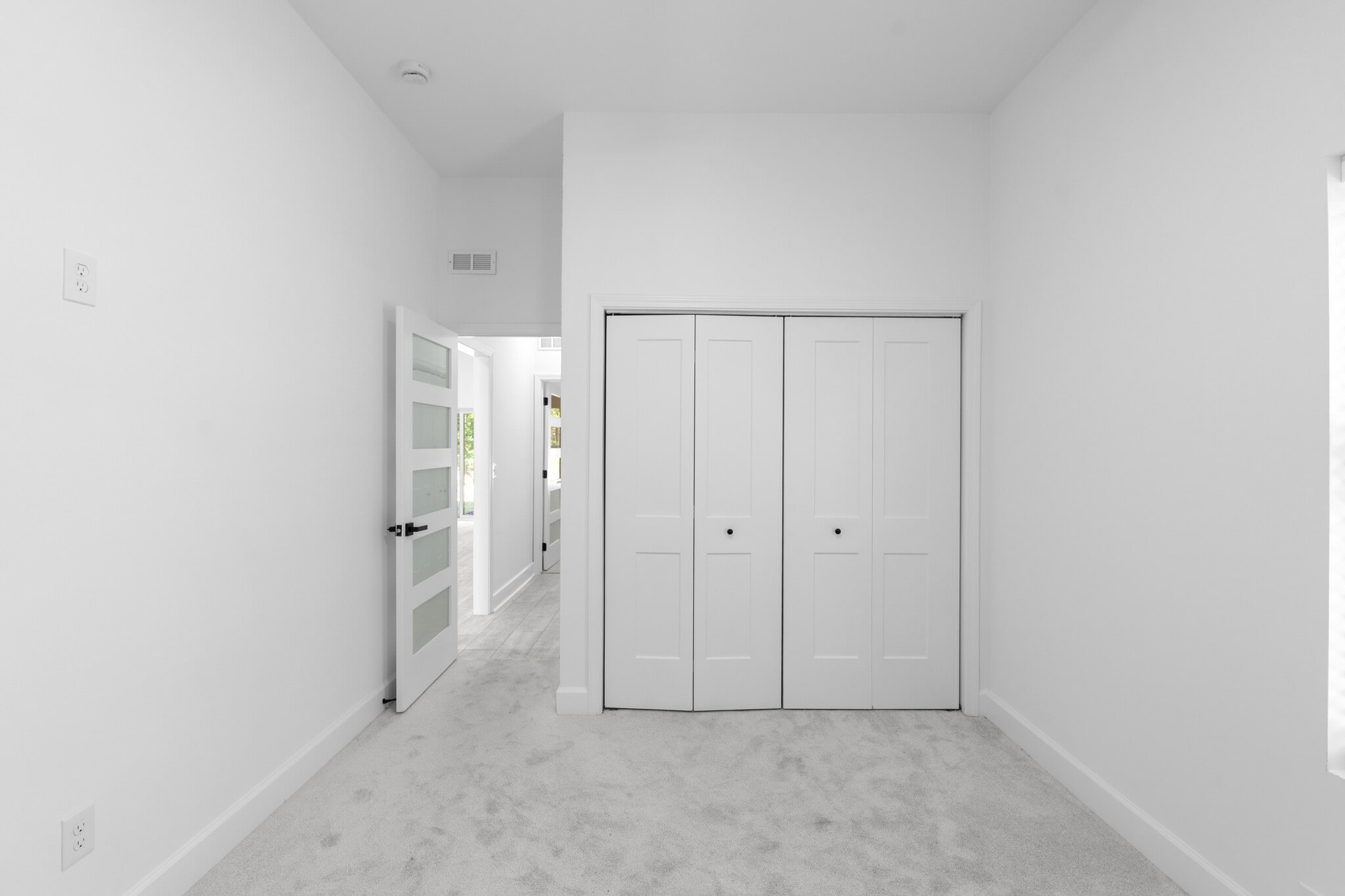 Building Photo - 101 Howell Dr SW