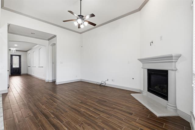 Building Photo - 2418 Askew Dr