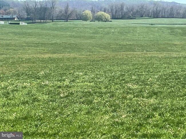 Building Photo - 2601 Butler Rd