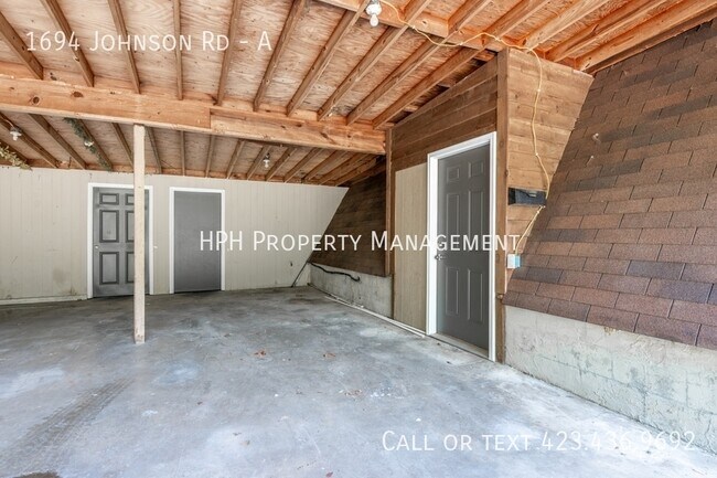 Building Photo - 1694 Johnson Rd