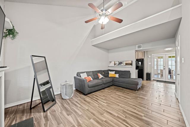 Building Photo - 216 Cutting Horse Ln