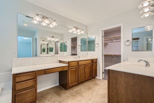 Building Photo - 788 Tillis Pl