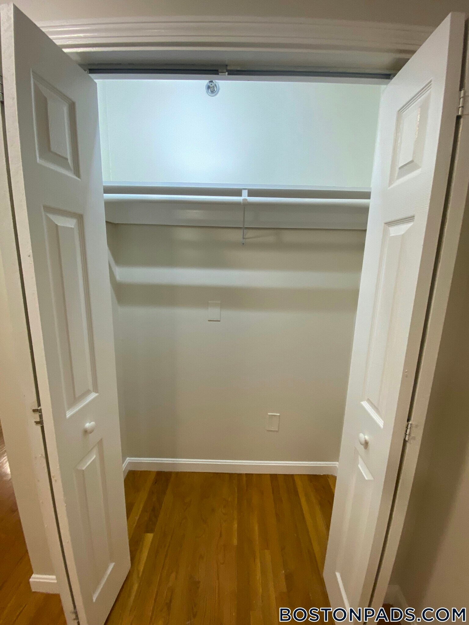 Building Photo - 22 High St