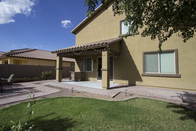 Building Photo - COMING SOON IN LAYTON LAKES!!!
