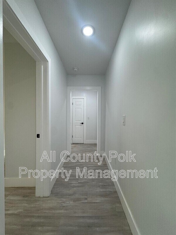 Building Photo - 1441 Dann St