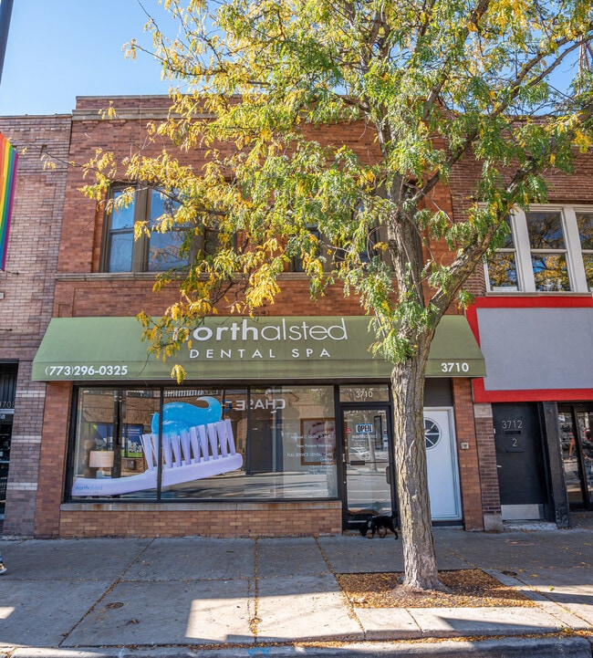 Primary Photo - 3710 N Halsted St