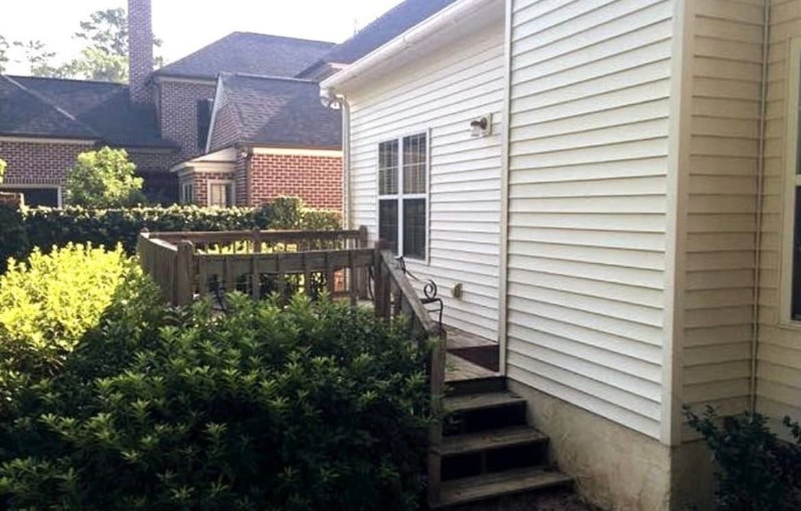 Building Photo - 1209 Reid Rd