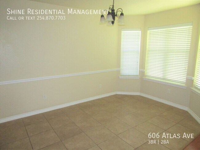 Building Photo - 606 Atlas Ave