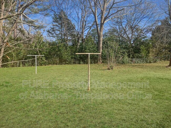 Building Photo - 19 Cedar Knoll