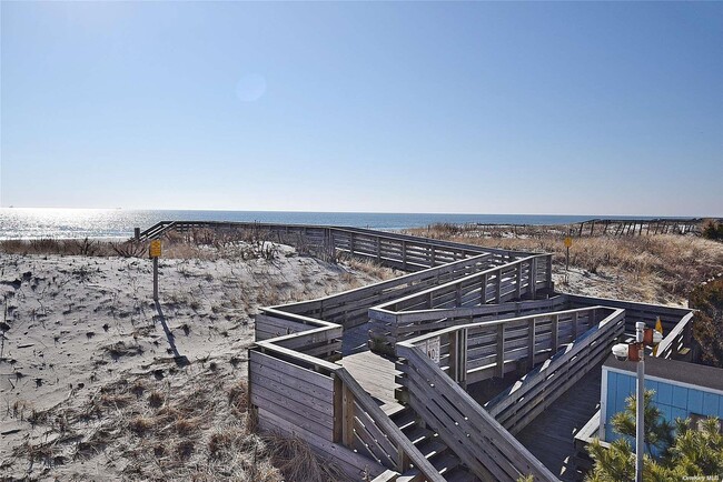 Building Photo - 1051 Oceanfront